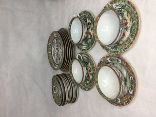 A GROUP CHINESE FAMILLE ROSE TEA SET AND PLATE,LARGEST 21.8CM