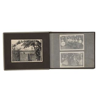 Carguero “Orinoco”. Álbum de fotografías. Tampico: 1939.  8o. marquilla apaisado, 25 h. Varios formatos. Encuadernado.