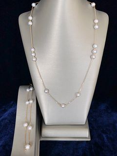 Fine Akoya Cultured Pearl Necklace and Bracelet Set