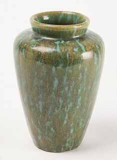 Decorative pottery vase