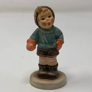 Goebel Hummel 2115 / 6  TMK 8 Lantern Fun Boy Figurine