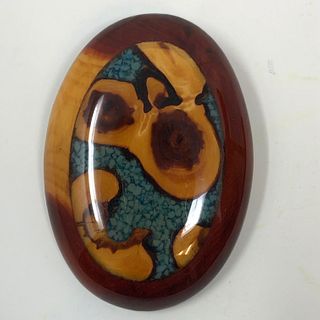 Oval wooden brooch wall art