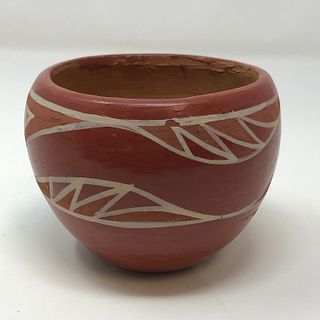 Vintage SAN JUAN PUEBLO pottery