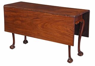 Fine New England Chippendale Drop Leaf Table