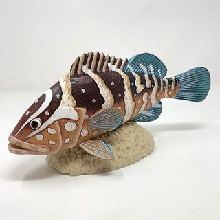 Gorgeous 12" fish on white coralite? stand