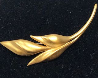 Beautiful golden leaf brooch