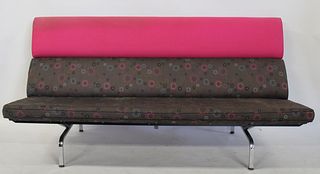 Charles And Ray Eames Sofa Compact.