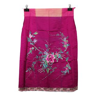 A PINK-GROUND FLORAL EMBROIDERED SKIRT