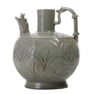 A YAOZHOU CARVED FLORAL EWER