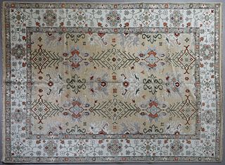 Agra Sultanabad Carpet, 9' 1 x 11' 8.