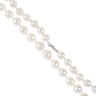 A cultured pearl single-strand necklace. Comprising a graduated row of forty cultured pearls, measur