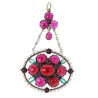 A 9ct gold garnet, emerald and seed pearl pendant. The circular and oval garnet cabochon cluster, wi