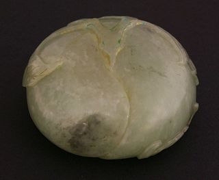 A jade Brush Washer late Qing in the form of a peach