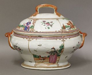 A mandarin palette Tureen Cover and Stand c.1780