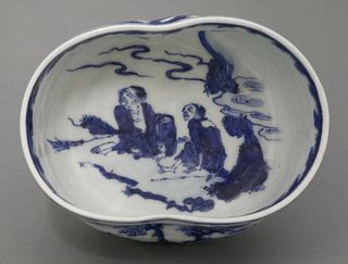 A Japanese blue and white Bowl c.1900 the interior