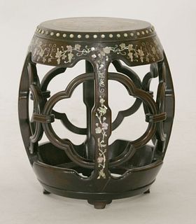 A hardwood drum-form Seat c.1880 the top inset with