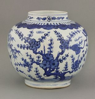 A blue and white Potiche late Ming the globular body