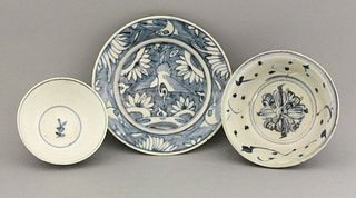A Zhangzhou Plate, AFCearly 17th century, for the