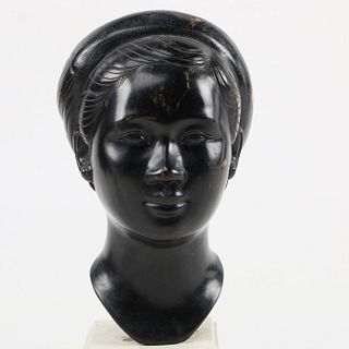 Bronze Bust of a Vietnamese Woman Thanh Le Nguyen attb