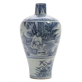 A BLUE AND WHITE 'FIGURES' MEIPING