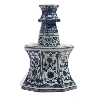 A BLUE AND WHITE 'LOTUS SCROLL' CANDLE HOLDER