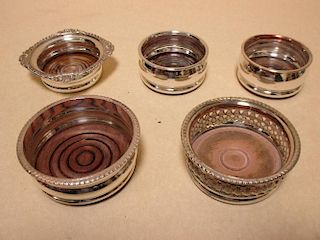 Two pairs and a single electroplate wine coaster (5) <br> <br>