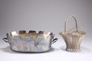AN OLD SHEFFIELD PLATE WIREWORK BASKET, of flared oval form with fixed hand