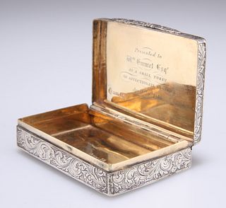 AN EARLY VICTORIAN SILVER SNUFF BOX,?by?Samuel Isaac Neustadt & David Barne