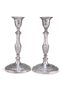 A PAIR OF GEORGE V SILVER CANDLESTICKS,?by Goldsmiths & Silversmiths Co Ltd