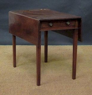 A small 18th century mahogany Pembroke table, 67 x 78 x 48cm <br> <br>