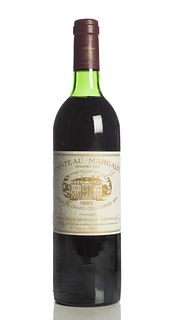 A bottle of Château Margaux Premier Grand Cru Classé 1982.
Category: red wine. Margaux, Bordeaux (France).
Level: D.