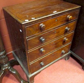 A Victorian mahogany chest of drawers, 82 x 69 x 50cm <br> <br>