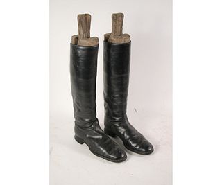 PAIR OF RIDING BOOTS W STRETCHERS