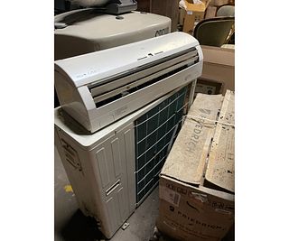 DUCTLESS SPLIT SYSTEM AIR CONDITIONER UNIT
