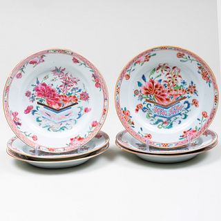Set of Six Small Chinese Export Famille Rose Porcelain Plates