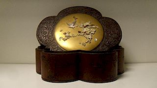 A Shibayama and carved wood cinquefoil box, signed Motoharu, the central gold lacquer roundel inlaid