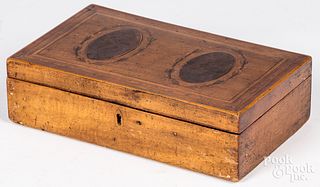 Regency mahogany inlaid dresser box, 19th c.