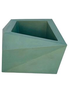 Large Faceted Planter 15x21.50x21.50