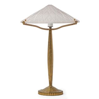 Pierre D'Avesn Signed Shade Art Deco Lamp
