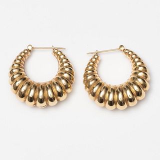 14K Gold Scolloped Earrings