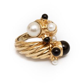 Ring, 18K Gold Cultured Pearl and Black Onyx Ring