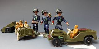 Vintage Army Toy Figures