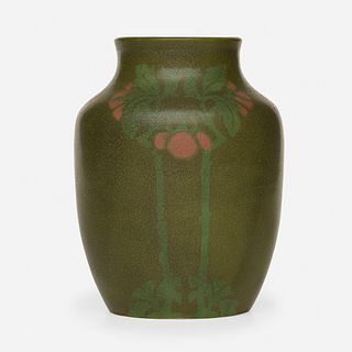 Frederick Walrath, Vase with conventionalized roses