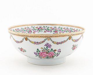 18TH C. CHINESE EXPORT FAMILLE ROSE PUNCH BOWL