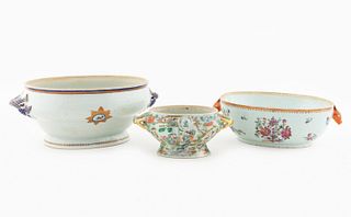 THREE CHINESE EXPORT PORCELAIN LIDLESS TUREENS