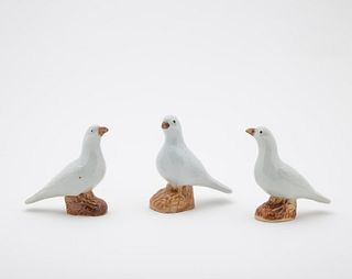 3 PIECES, CHINESE GLAZED PORCELAIN PIGEONS