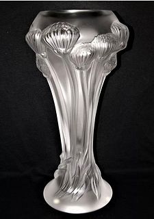 A LALIQUE Rose Crystal Vase, Signed