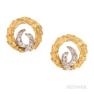18kt Gold and Diamond Wreath Earrings