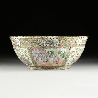 A QING DYNASTY ROSE MEDALLION PARCEL GILT ENAMELED PUNCH BOWL, CHINESE, MID TO LATE 19TH CENTURY,