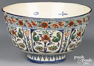 Large Delft polychrome bowl, mid 18th c.